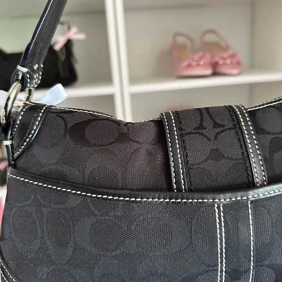 Black Signature y2k Coach SoHo Shoulder Bag 🍒🖤