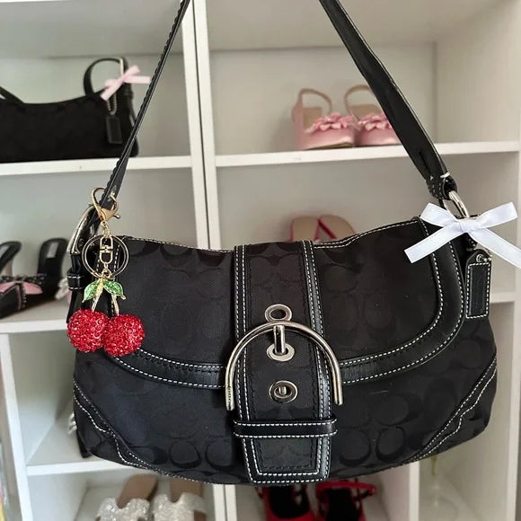 Black Signature y2k Coach SoHo Shoulder Bag 🍒🖤