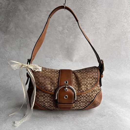 coach signature buckle demi shoulder bag