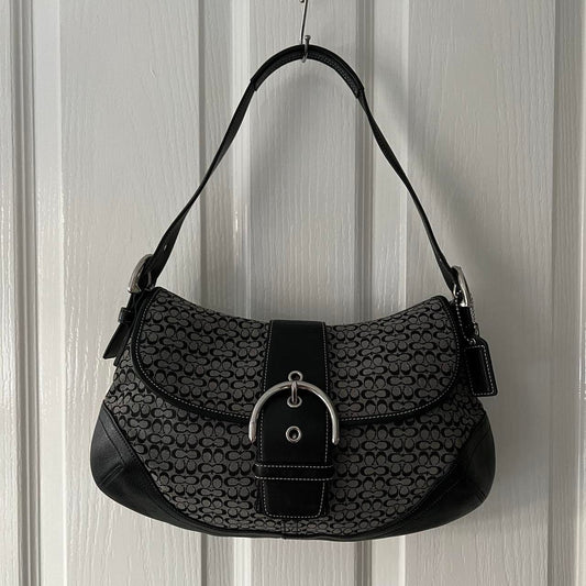 coach signature buckle shoulder bag - black/grey/silver