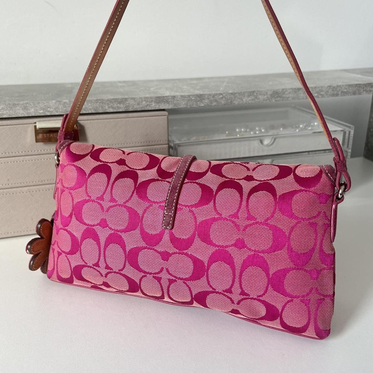 Authentic 2003 Coach Hamptons Signature Shoulder Bag
