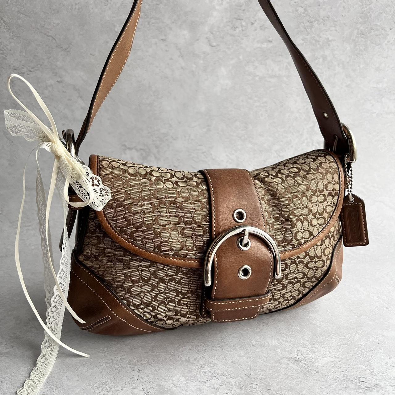 coach signature buckle demi shoulder bag