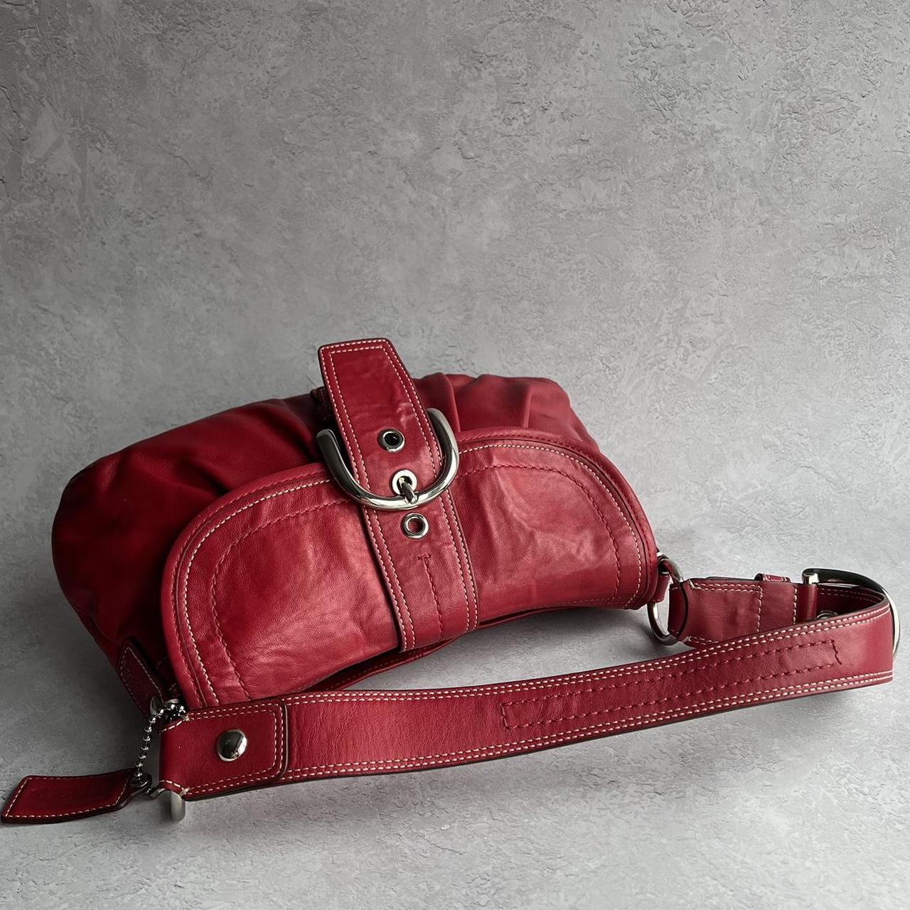coach signature pleated buckle shoulder bag - red/silver