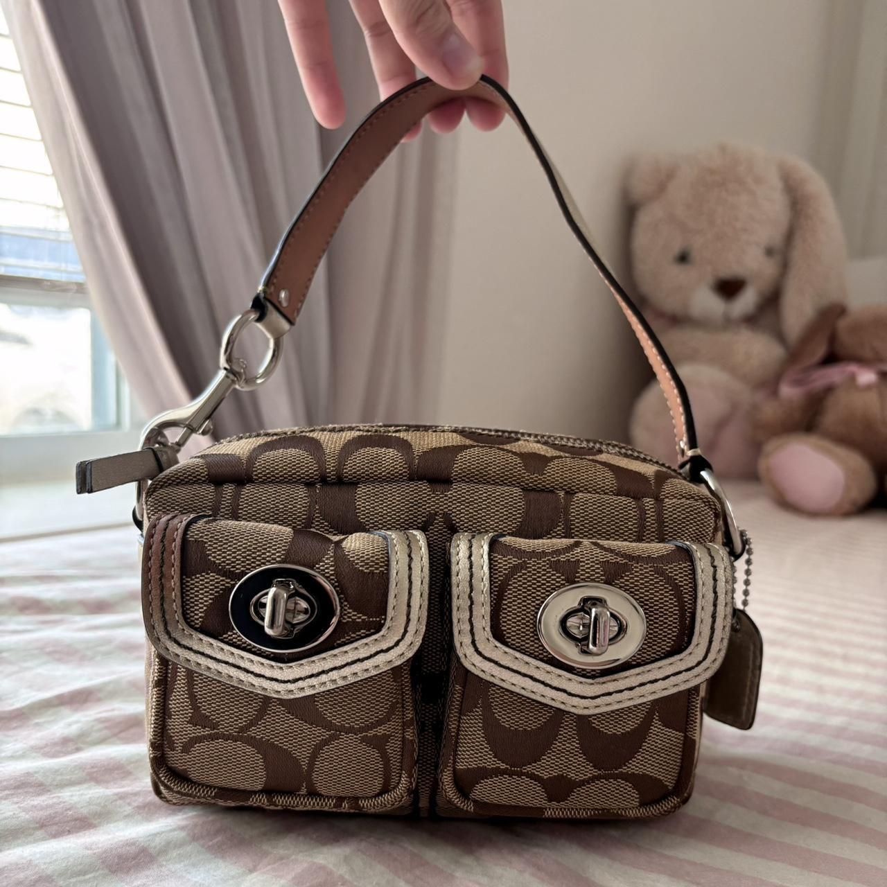 Coach mini legacy